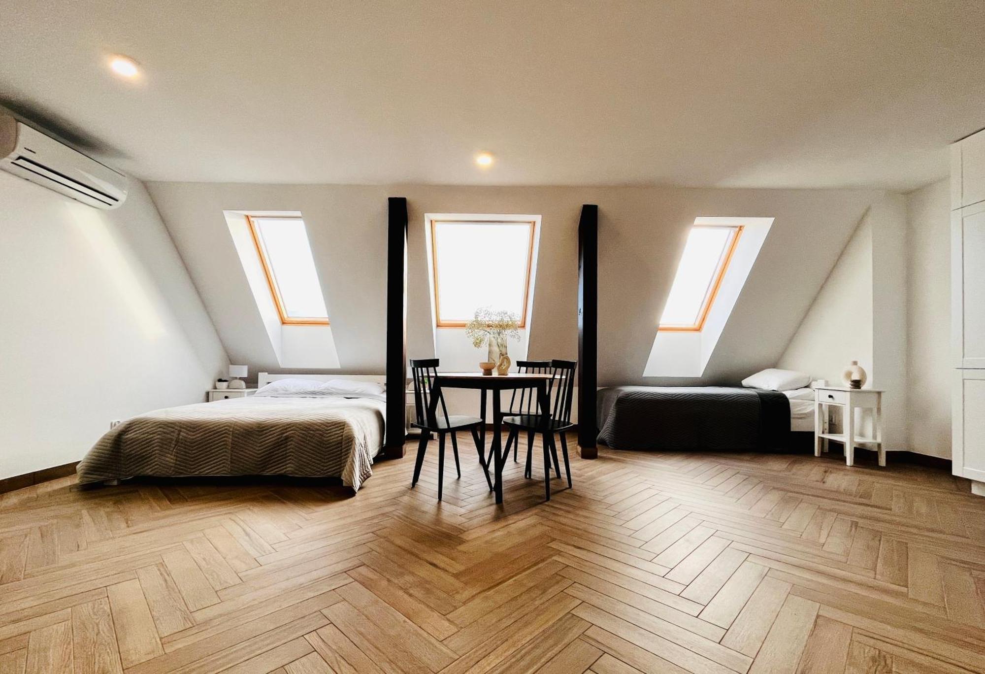 Apartamenty Kamienica Centrum - 1 Maja Lubiń Extérieur photo