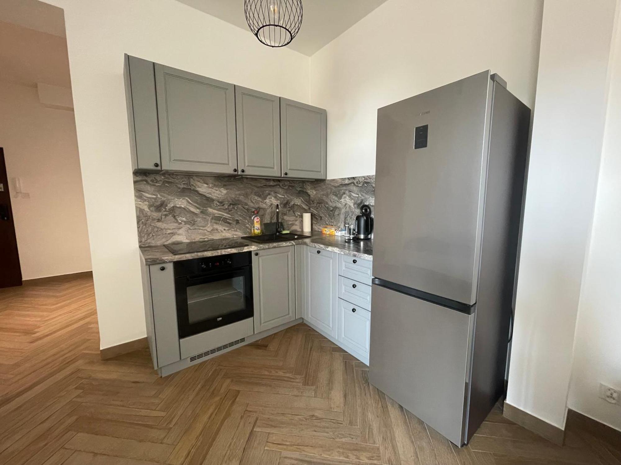 Apartamenty Kamienica Centrum - 1 Maja Lubiń Extérieur photo